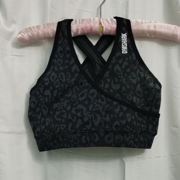 Gymshark Adapt Animal Seamless Sports Bra Black - Picture 1 of 9